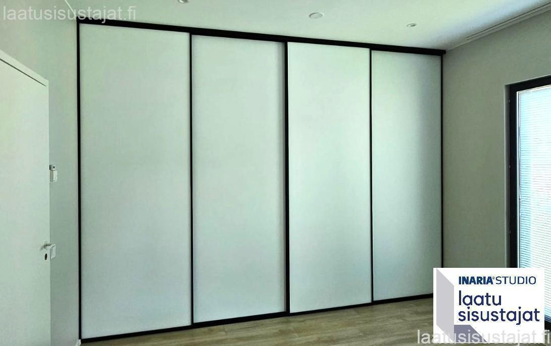 Mattalasi valk. mustalla kehyksellä