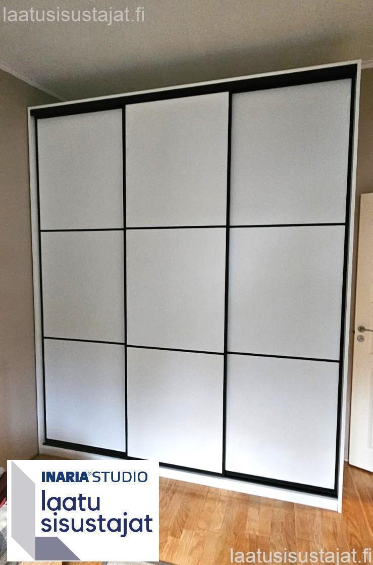 Valkoinen mustat kehykset